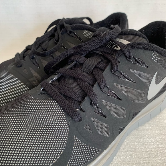 Nike Free 5.0 H2O Repel Black Silver Flash Back Reflecting Running Woman’s 10 - Picture 4 of 13
